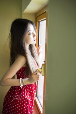 [思話SiHua] SH125 露露 長江大橋神秘紅裙